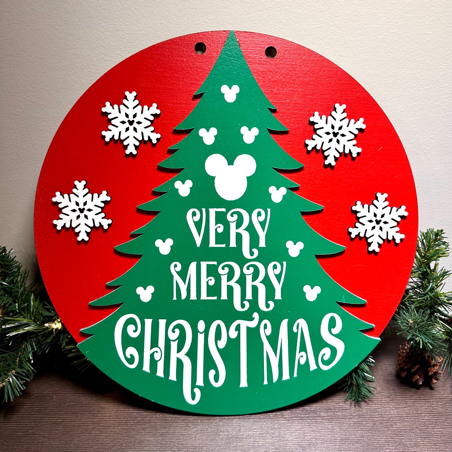 Very Merry Christmas Round