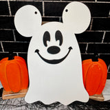 Large Ghost WITHOUT Trick or Treat Text