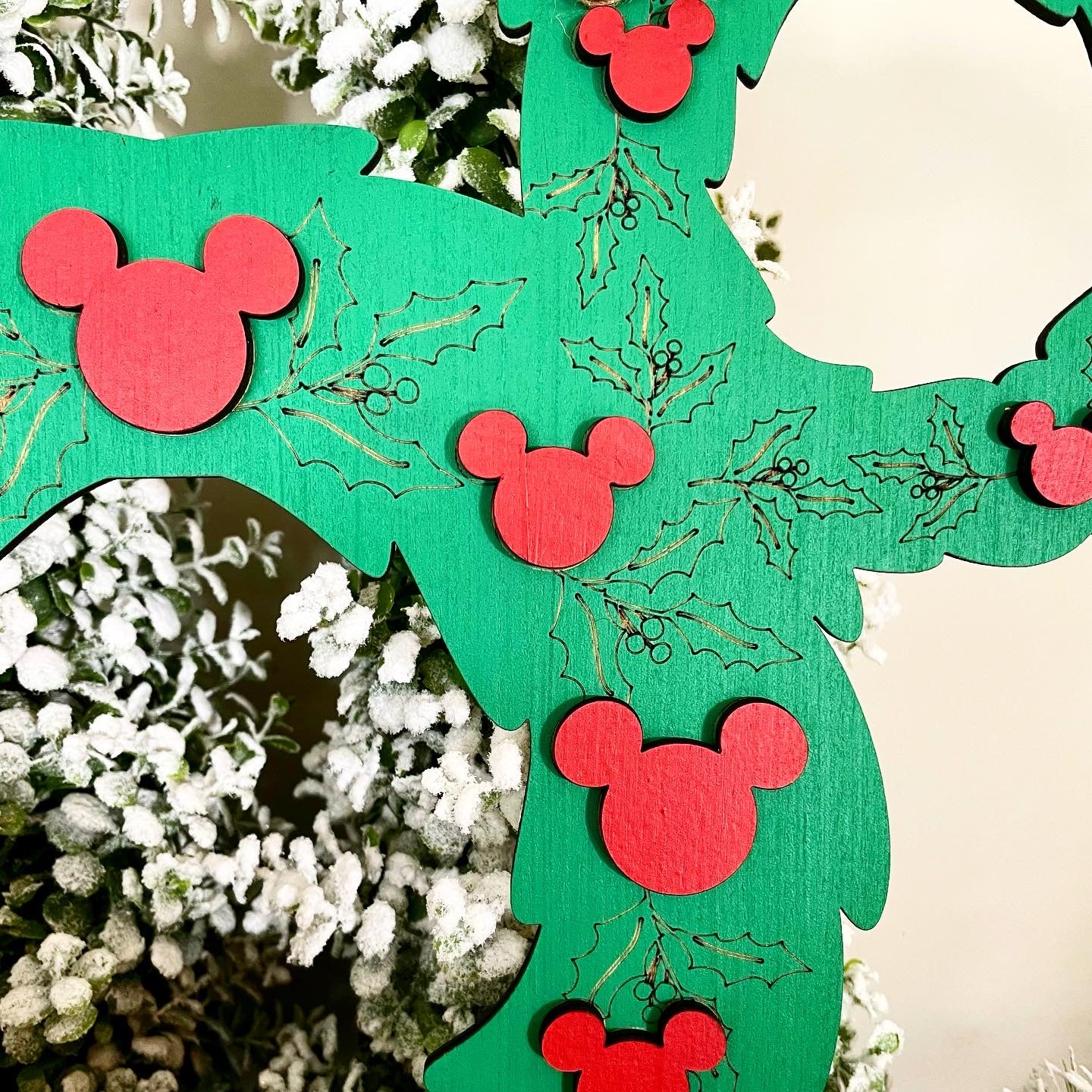 Large Christmas Wreath Wall Sign